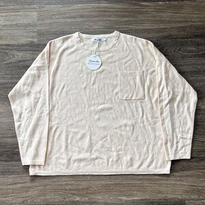 Women’s Cream Long Sleeve Pocket Tee